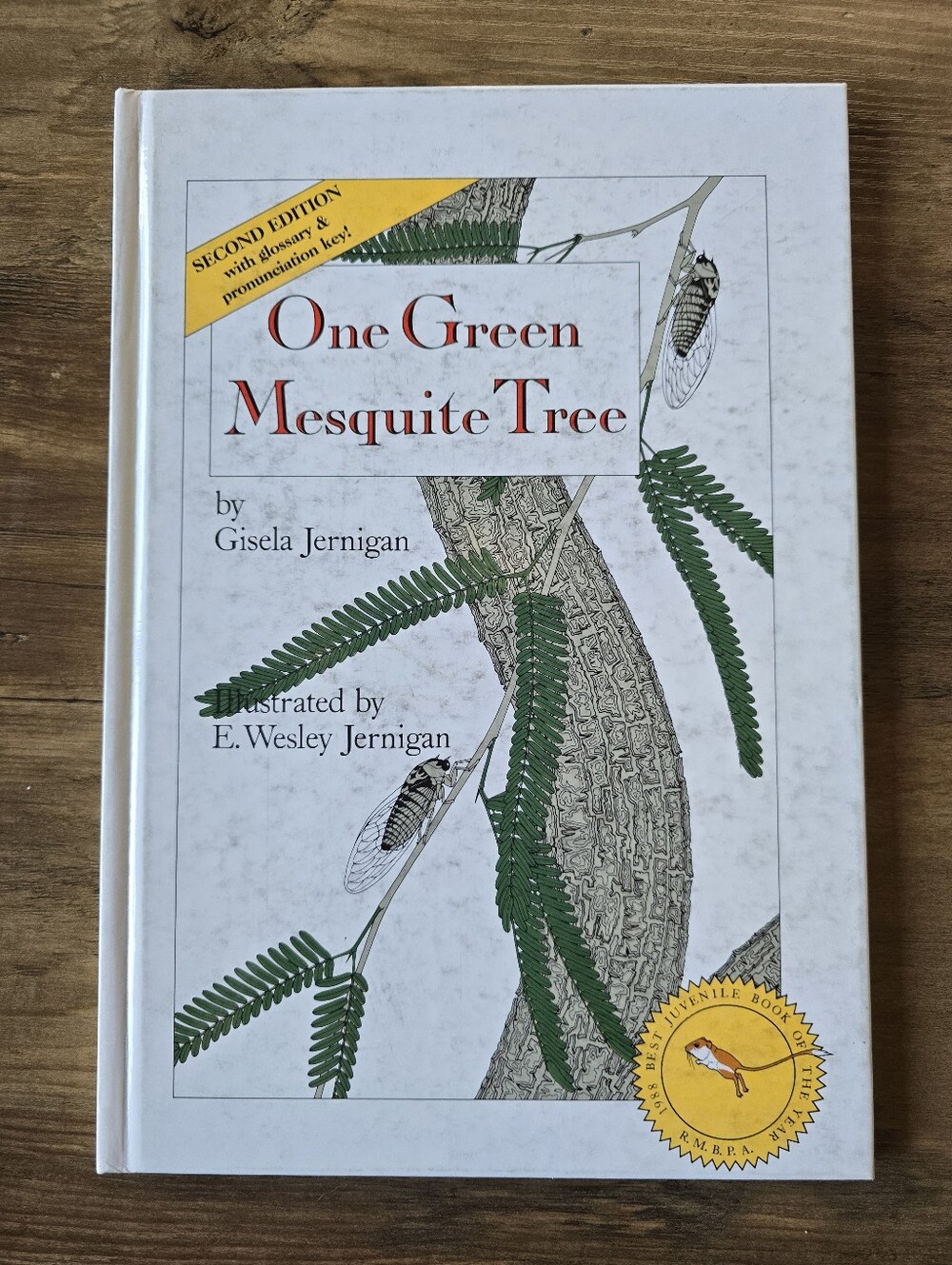 Vintage One Green Mesquite Tree Picture Book By Gisela Jernigan (HC, 1989)